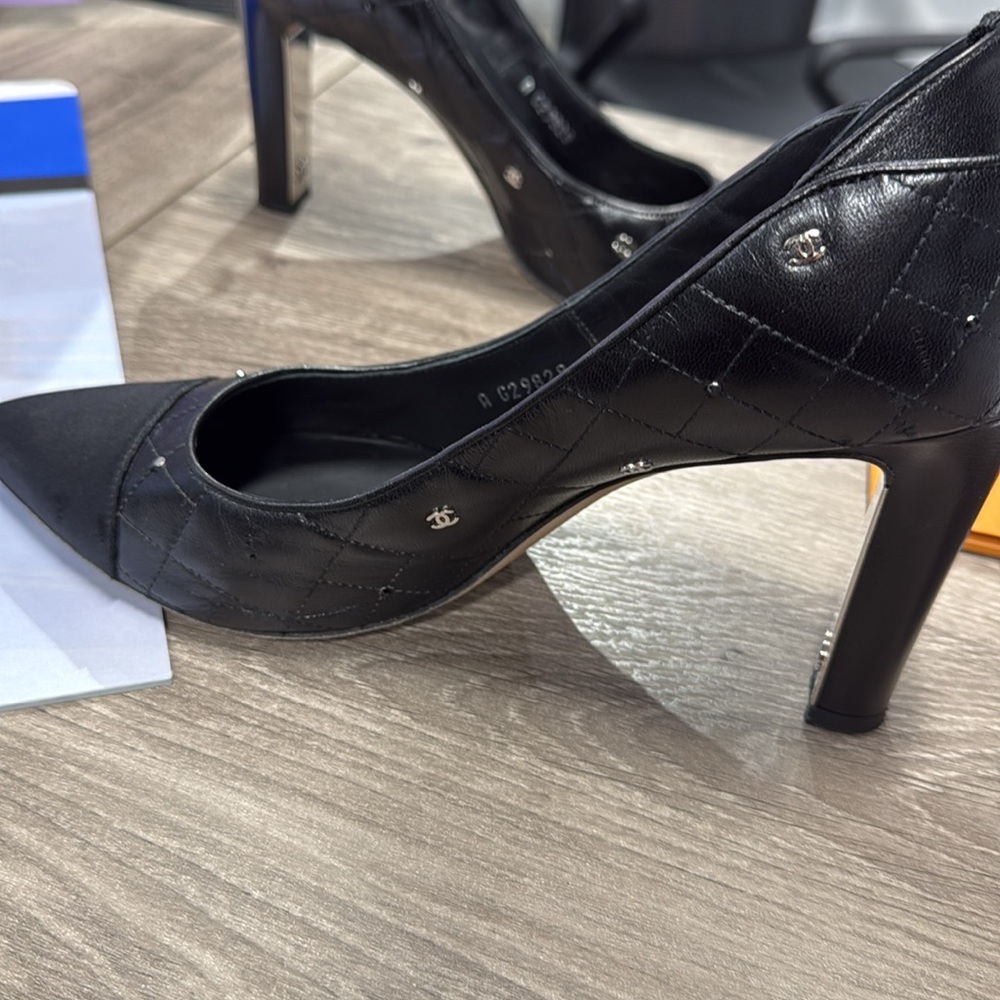 Chanel Shoes - Picture 7 of 13